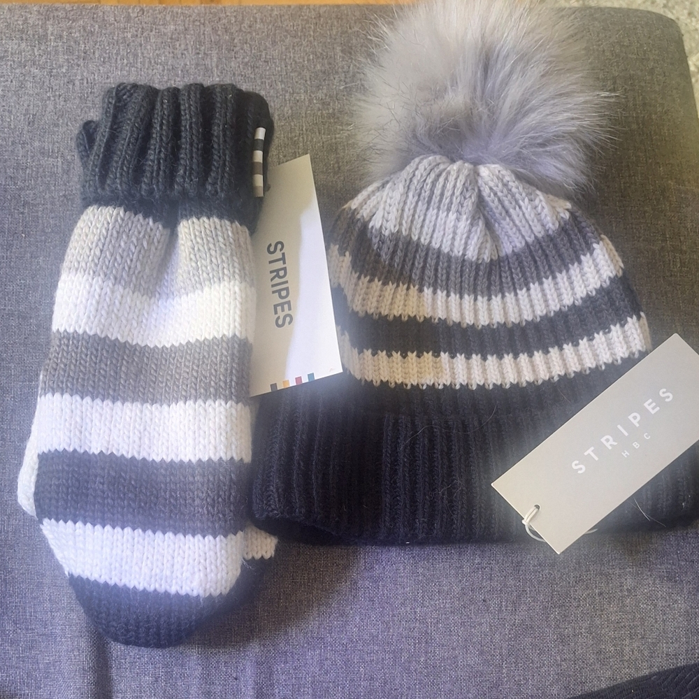 Hudson's Bay HBC Striped Knit Mittens and Toque Set